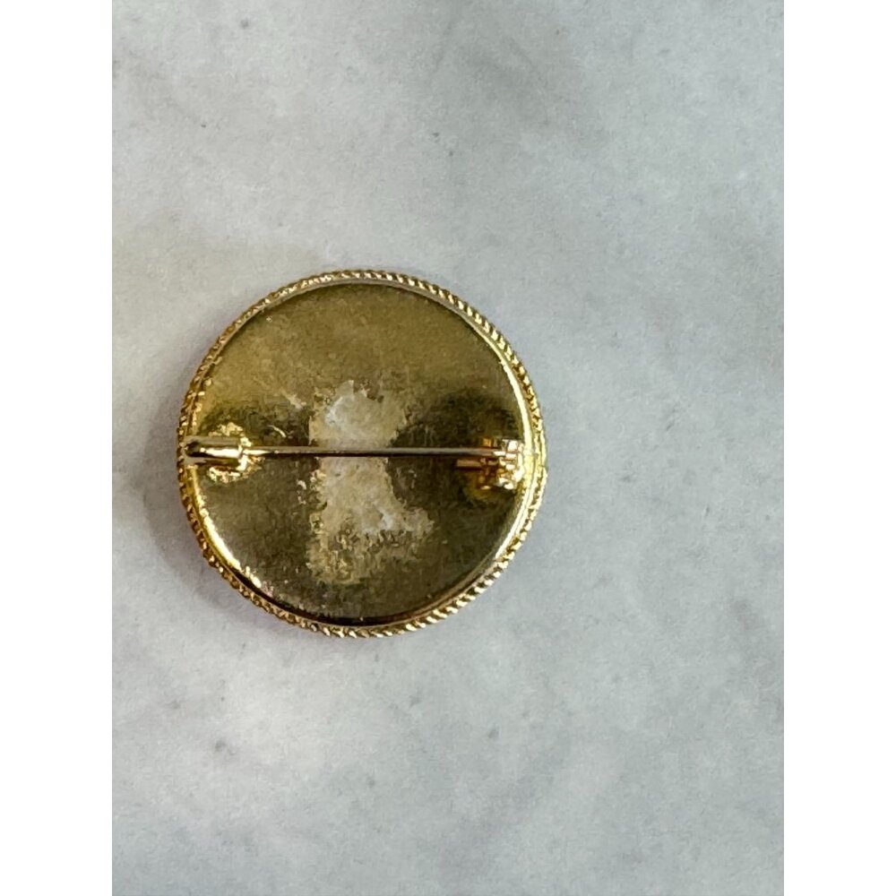 Vintage Micro Mosaic Brooch Floral Design Gold-Tone Round 1 1/4" - Picture 4 of 4